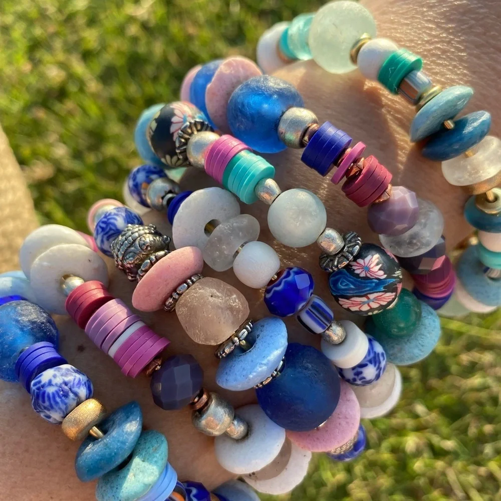 2 piece Handmade bracelet set stack,African glass beads Blue, turquoise,… - Picture 12 of 16